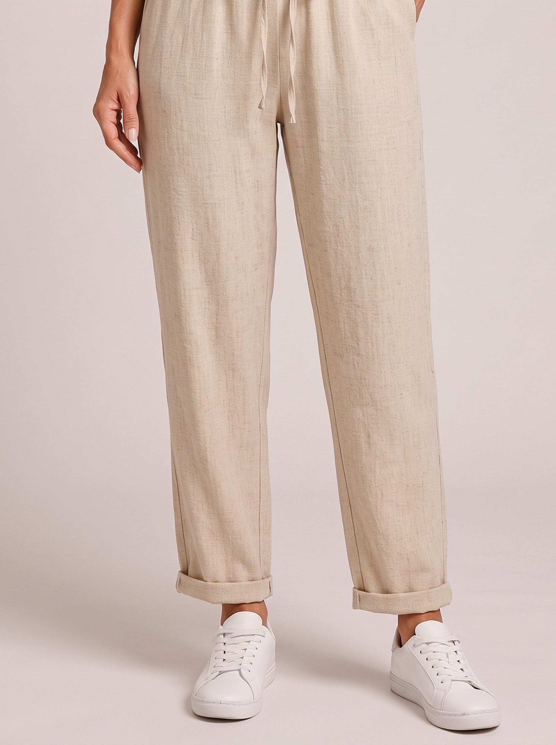 Alessia Beige bottom crop