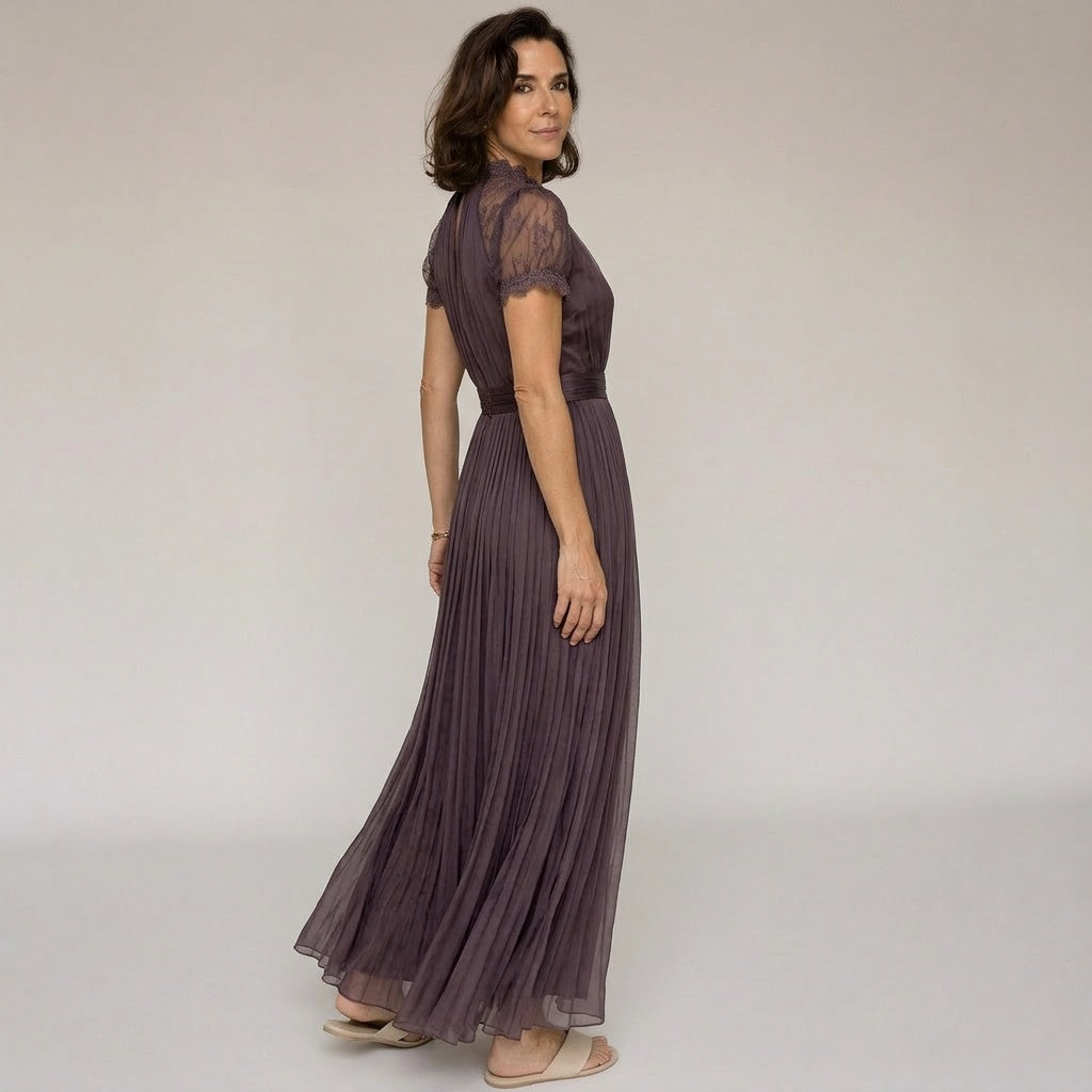 Medianoche · Vestido de Noche Violeta