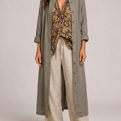 Camilla | Completo Naturale - vista frontale con cardigan