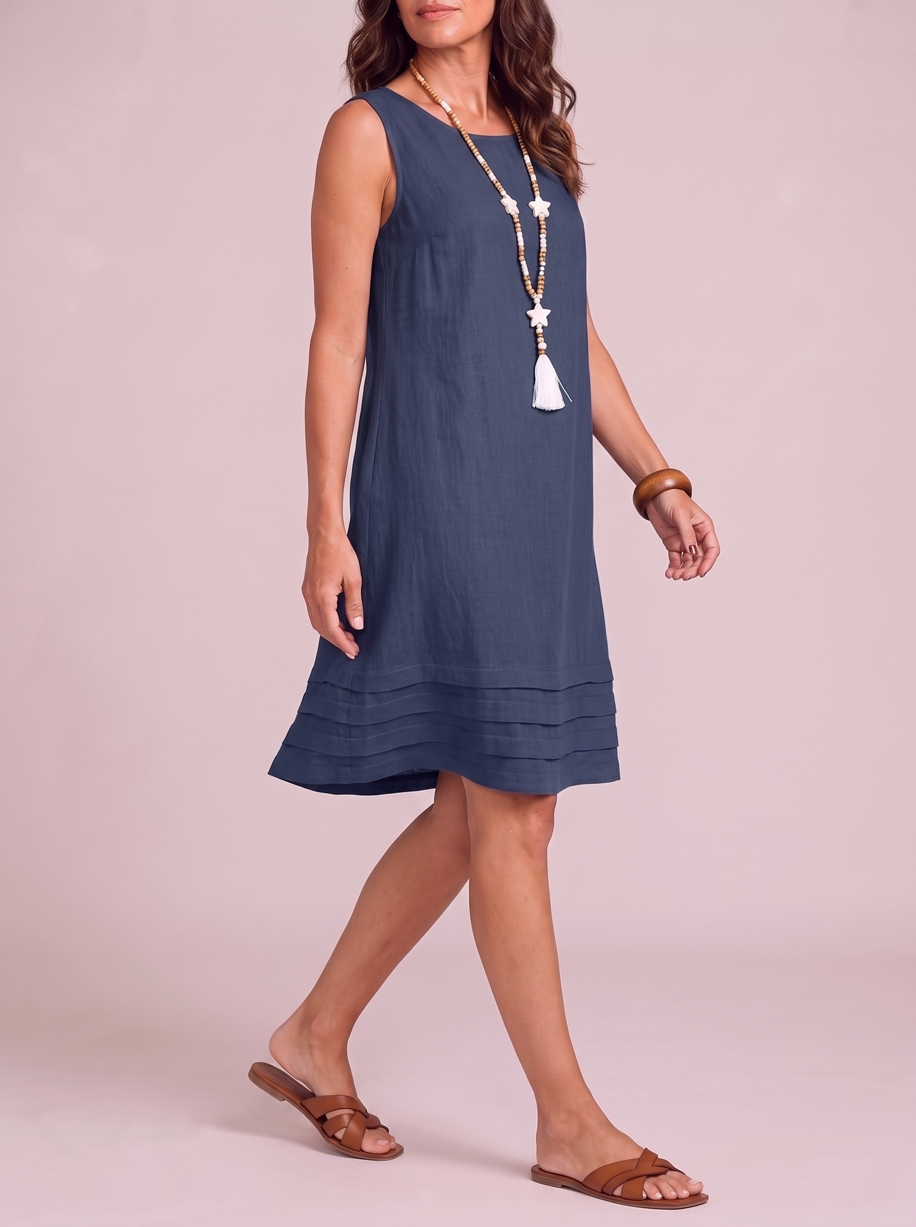 Marta Blu walking